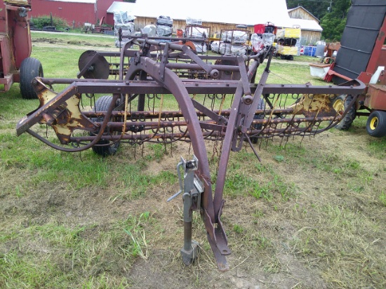 NEW HOLLAND ROLLER BAR RAKE