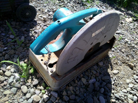 Makita Saw