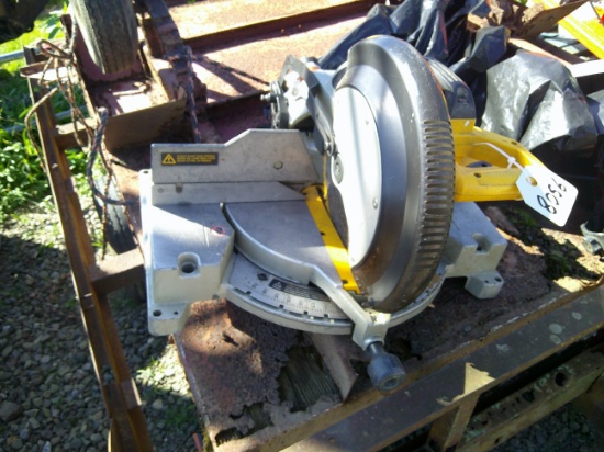 DEWALT CHOP SAW