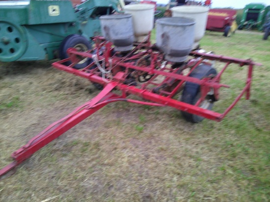 2 ROW CORN PLANTER