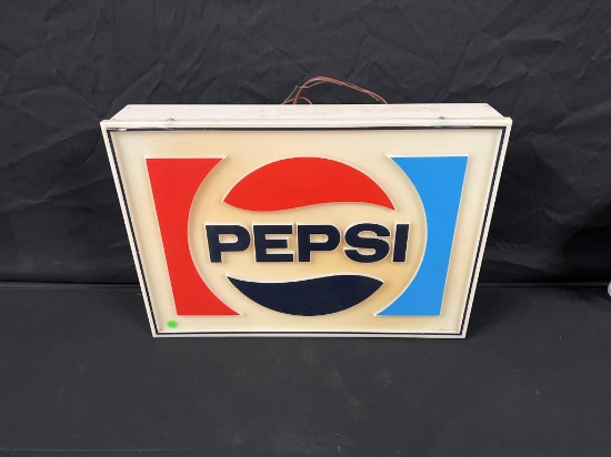 Pepsi Lighted Sign in Can