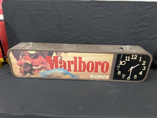 Marlboro Lighted Advertising Clock