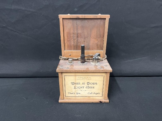 The Ideal Cigar Lighter Waterloo Ind. Counter Top
