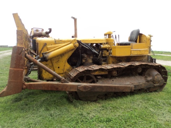 Cat D6 dozer