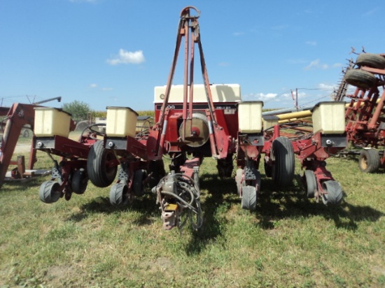 Case IH 900 - 8R wide planter