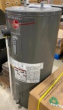 178 LITRE ELECTRIC HOT WATER TANK