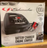 BATTERY CHARGER / BOOSTER PACK