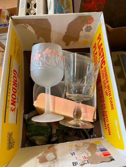 BOX OF ASSORTED GLASS CUPS