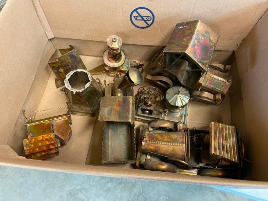 BOX LOT OF ANTIQUE BRASS COLOURED TIN TOYS