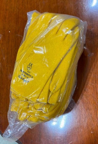 12 NEW PAIRS OF GLOVES