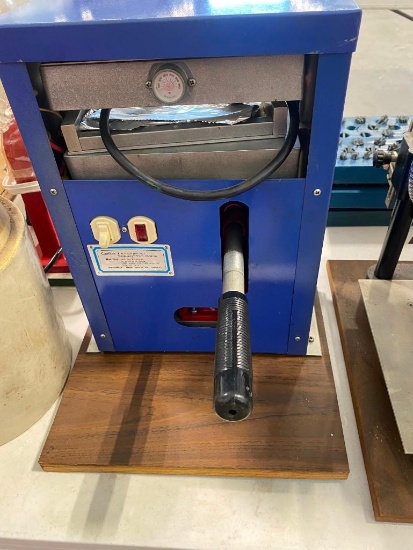 PRINTING PRESS