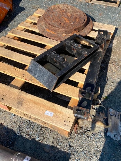 MANHOLE COVER AND OTHER PIECES