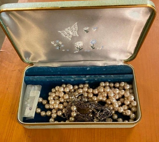 SMALL JEWELRY BOX