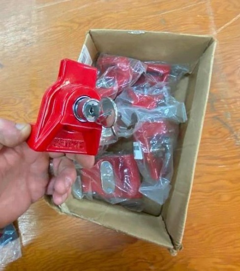 NEW LOCKS --- UNSURE WHAT FOR