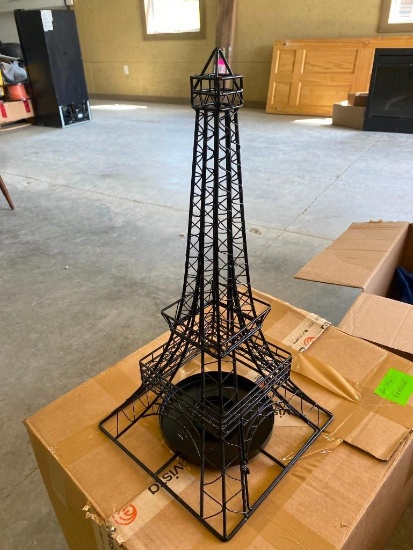 SMALL STEEL REPLICA OF THE EIFFEL TOWER