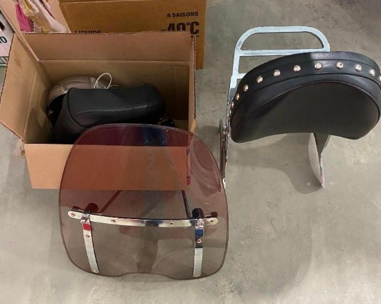BACKSEAT FOR A MOTORBIKE AND WINDSHIELD WITH OTHER PARTS