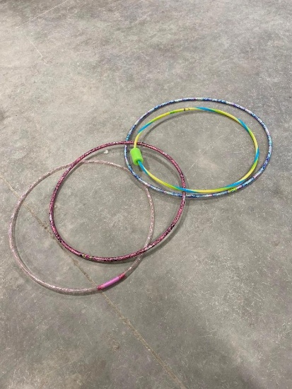4 HULA HOOPS