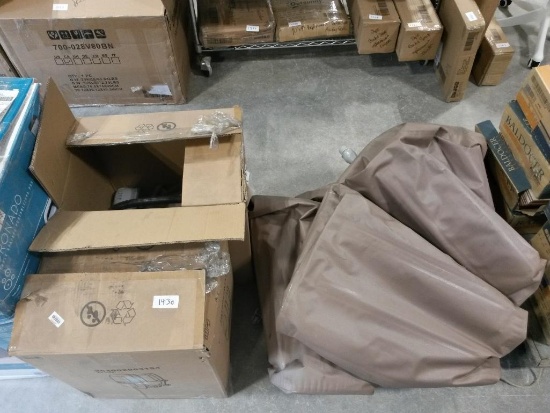 SALUSPA HOT TUB --- (PARTS LOOK TO BE THERE BUT UNSURE OF IT)