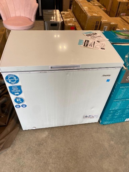 33 x 32.5 x 21.5 INCH DANBY FREEZER --- (FRONT HAS SOME DINGS)