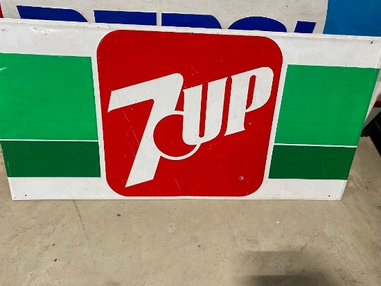 47 x 23 INCH STEEL 7UP SIGN