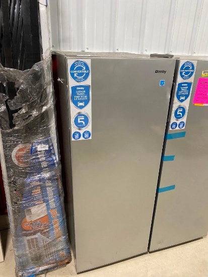 DANBY CONVERTIBLE FRIDGE/FREEZER, 55 x 21 x 22 INCH --- COUPLE DINGS ON THE DOOR AND ON THE BACK