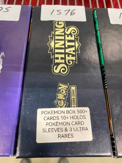 POKEMON BOX 500 PLUS CARDS