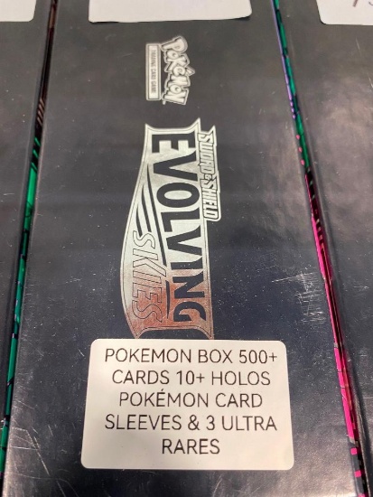 POKEMON BOX 500 PLUS CARDS