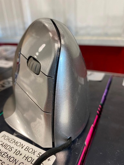 VERTICAL COMPUTER MOUSE