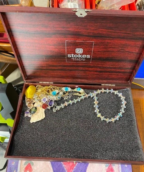 JEWELRY BOX