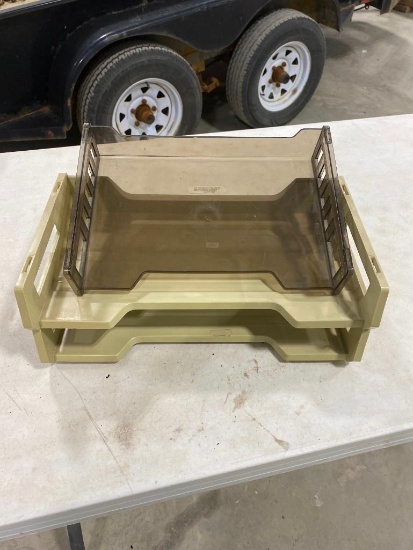 FILE HOLDER