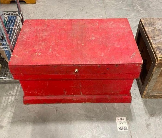 TOOL CHEST