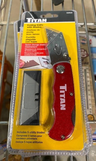 TITAN FOLDING KNIFE WITH BLADES