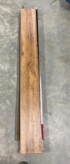 BUNDLE OF FLOORING
