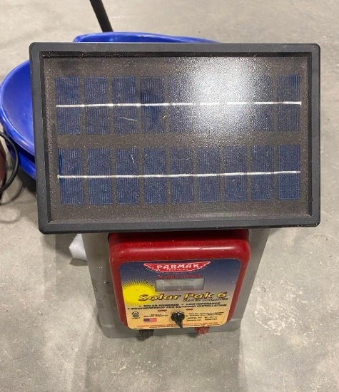 SOLAR POWERED FENCE CHARGER