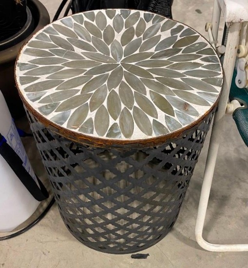 PATIO STAND