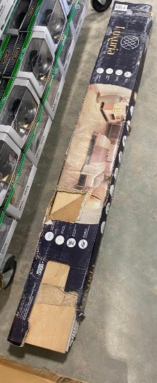 APPROX 19SQFT OF FLOORING