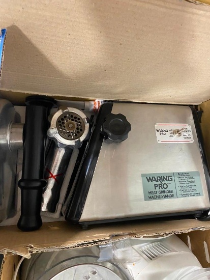 WARING PRO MEAT GRINDER