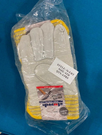 6 PAIRS OF WORKER GLOVES