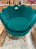 ACCENT CHAIR