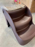 SMALL STEP LADDER