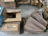 SALUSPA HOT TUB --- (PARTS LOOK TO BE THERE BUT UNSURE OF IT)
