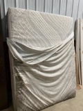 QUEEN SIZED MATTRESS SHIPPING COVER IS DIRTY BUT MATTRESS IS CLEAN