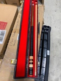 NICE POOL CUE AND CASE --- USED