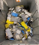 CONTAINER OF RATCHET ENDS