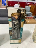COLLECTIBLE DOLL