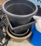 4 PLANTERS