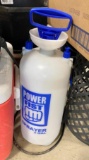 POWERFIST SPRAYER- 2 GAL