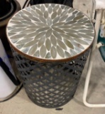 PATIO STAND