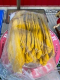 APPROX 12 PAIRS OF GLOVES