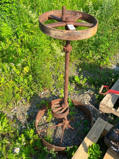 2 SMALL STEEL WHEELS